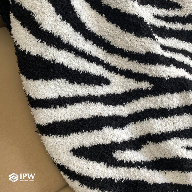 Four Seasons Woven Throw - Zebra