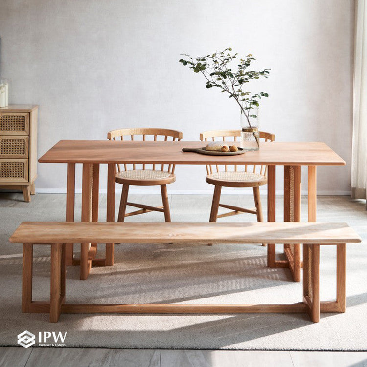 Dalia Bench