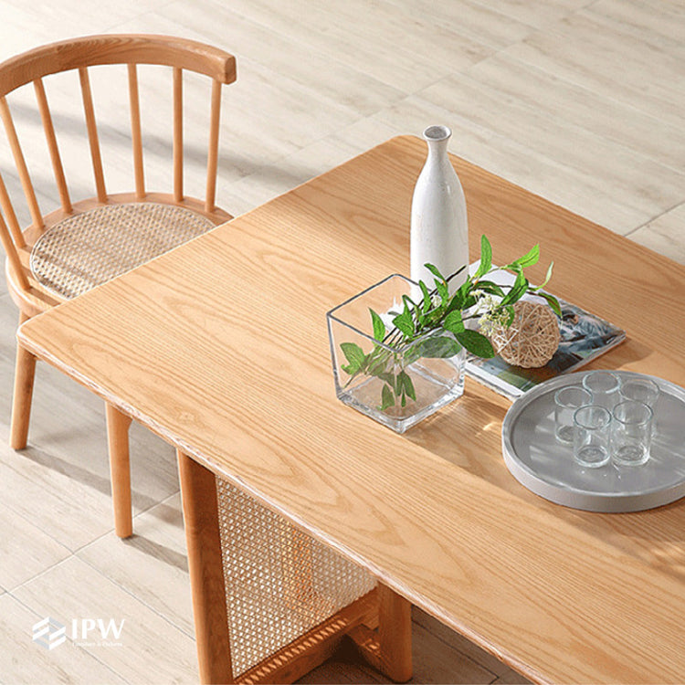 Dalia Dining Table