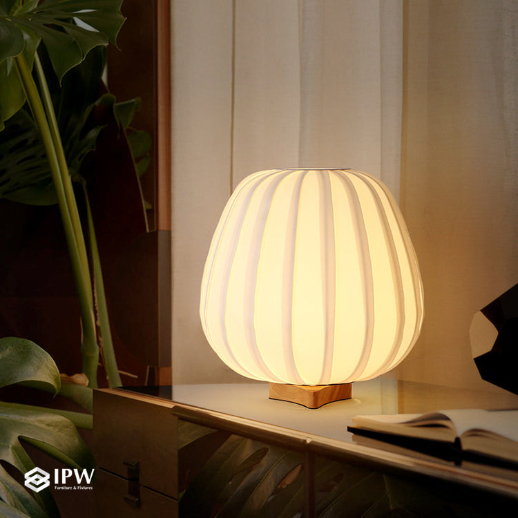 Nobu 330 Table Lamp