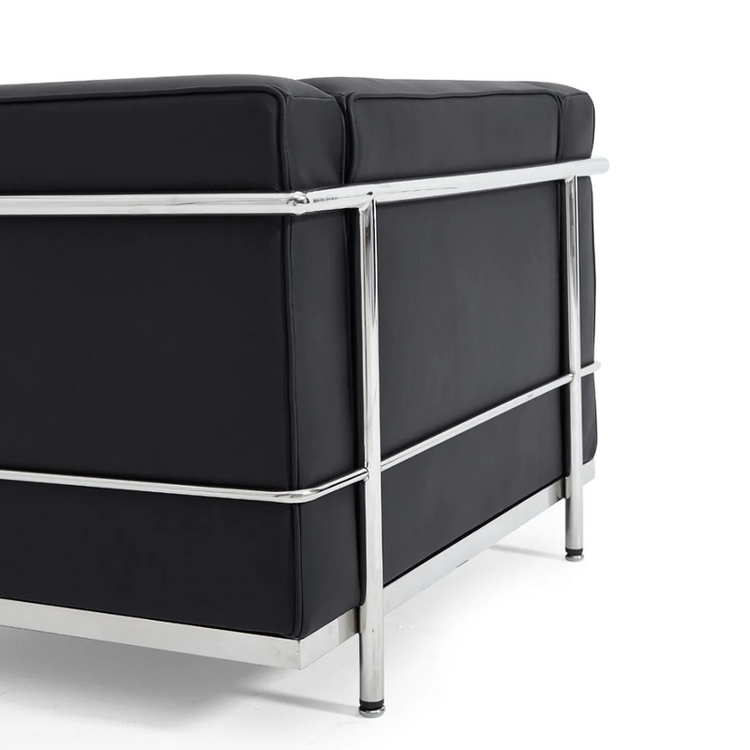 Le Grand Lounge Chair (Black)